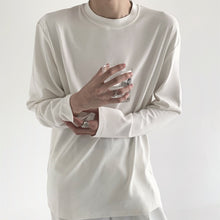 Load image into Gallery viewer, Solid Long Sleeve T-shirt