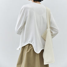 Load image into Gallery viewer, Women's Wavy Hem Casual Round Neck Shirt