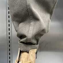 Load image into Gallery viewer, Loose Waistband Corduroy Casual Pants