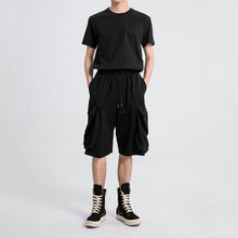 Load image into Gallery viewer, Black Large Pocket Loose Casual Shorts