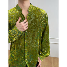 Load image into Gallery viewer, Vintage Floral Printed Velvet Metal Button Long Sleeve Shirt