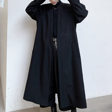 Load image into Gallery viewer, Vintage Baroque Print Patchwork Long Trench Coat