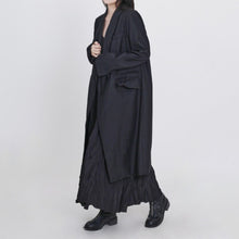 Load image into Gallery viewer, Dark Single-breasted Mid-length Suit Jacket