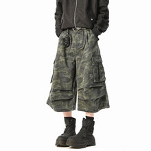 Load image into Gallery viewer, American Camouflage Multi-pocket Loose Cropped Shorts