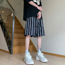 Load image into Gallery viewer, Retro Contrast Stripe Raw Edge Drawstring Shorts