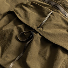 Load image into Gallery viewer, Large Pockets Loose-fitting Casual Shorts