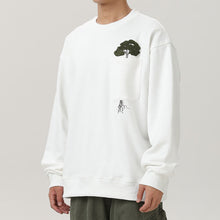Load image into Gallery viewer, Round Neck Loose Embroidered Sweatshirt