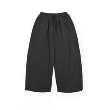 Load image into Gallery viewer, Loose-fitting Straight-leg Cropped Trousers
