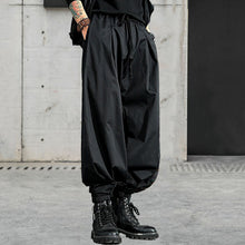 Load image into Gallery viewer, Black Pleated Wide-leg Harem Pants