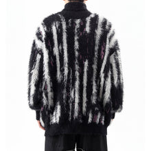 Load image into Gallery viewer, Loose Turtleneck Vertical Striped Sweater
