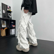 Load image into Gallery viewer, Button Frayed Fringed Jeans
