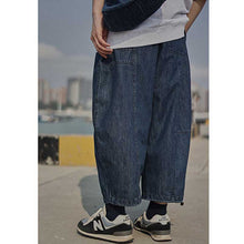 Load image into Gallery viewer, Cropped Loose-fitting Casual Jeans