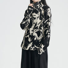 Load image into Gallery viewer, Printed Turtleneck Shirt
