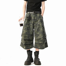 Load image into Gallery viewer, American Camouflage Multi-pocket Loose Cropped Shorts