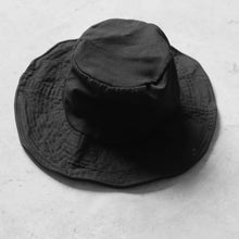 Load image into Gallery viewer, Black Large Brim Bucket Hat
