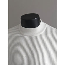 Load image into Gallery viewer, Turtleneck Short-sleeved Striped Sweater