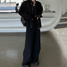 Load image into Gallery viewer, Black Padded Shoulder Cropped Jacket