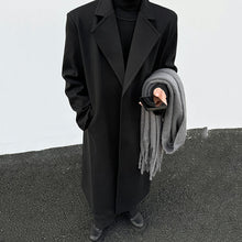 Load image into Gallery viewer, Buttonless Padded Shoulder Mid-length Wool Coat