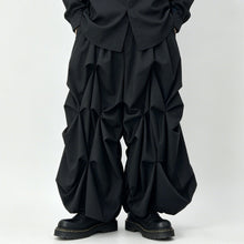Load image into Gallery viewer, Japanese High-waist Loose Pleated Wide-leg Cropped Skirt-pants