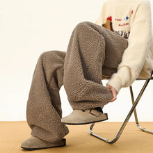 Load image into Gallery viewer, Polar Fleece Multi-pocket Thickened Sweatpants