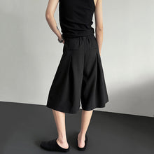 Load image into Gallery viewer, Button-embellished Draped Wide-leg Casual Suit Shorts
