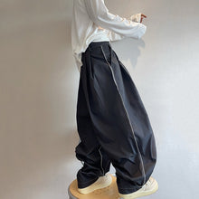 Load image into Gallery viewer, Retro Loose Silhouette Topstitched Pleated Bloomers