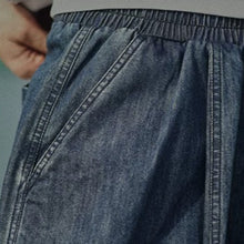 Load image into Gallery viewer, Cropped Loose-fitting Casual Jeans