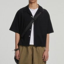 Load image into Gallery viewer, Boxy-fit Cotton Utility Short-sleeve Shirt