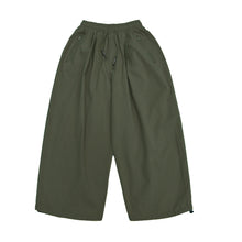 Load image into Gallery viewer, Loose-fitting Straight-leg Cropped Trousers