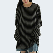 Load image into Gallery viewer, Loose-fitting Casual Striped Long-sleeved Shirt