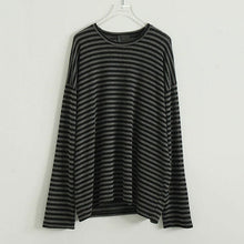 Load image into Gallery viewer, Loose-fitting Casual Striped Long-sleeved Shirt