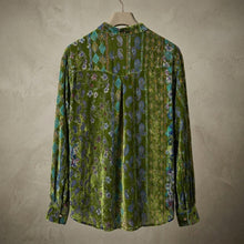 Load image into Gallery viewer, Green Printed Velvet Loose Casual Shirt