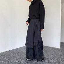 Load image into Gallery viewer, Detachable Samurai Wide Leg Pleated Culottes
