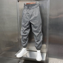 Load image into Gallery viewer, Plaid loose legged casual pants