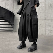 Load image into Gallery viewer, Retro Big Pocket Dark Pattern Nine-point Bloomers