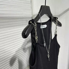 Load image into Gallery viewer, Metallic Stitching Elastic Sleeveless Vest