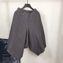 Load image into Gallery viewer, Loose Cotton and Linen Striped Drop Crotch Harem Pants