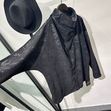 Load image into Gallery viewer, Vintage Print Loose Shirt