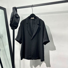 Load image into Gallery viewer, Embossed Pattern Solid Color Lapel Shirt