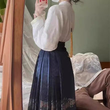 Load image into Gallery viewer, Retro Pattern Horse Face Skirt