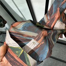 Load image into Gallery viewer, Retro Geometric Print Loose Long-sleeved Shirt