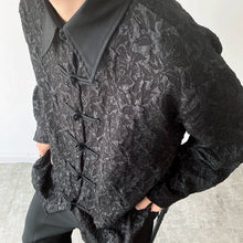 Load image into Gallery viewer, Disc-buttoned Long-sleeve Jacquard Lapel Loose Shirt
