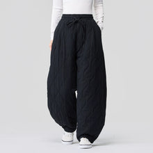 Load image into Gallery viewer, Japanese Retro Quilted Padded Loose Lantern Pants