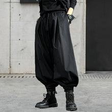Load image into Gallery viewer, Black Pleated Wide-leg Harem Pants