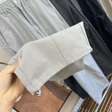 Load image into Gallery viewer, Elastic Drawstring Waist Loose Wide-leg Straight Cargo Pants