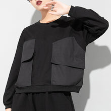 Load image into Gallery viewer, Round Neck Long Sleeve Pocket T-Shirt