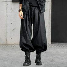 Load image into Gallery viewer, Black Pleated Wide-leg Harem Pants