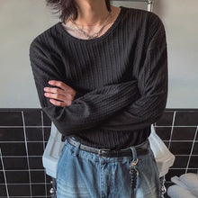 Load image into Gallery viewer, Loose-fitting Crew Neck Base Layer T-shirt