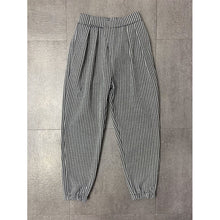 Load image into Gallery viewer, Winter Thick Striped Pleated Cropped Trousers