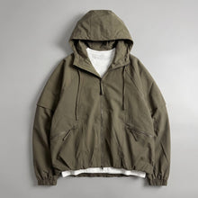 Load image into Gallery viewer, Loose-fit Cropped Hooded Jacket with 3D Tailoring